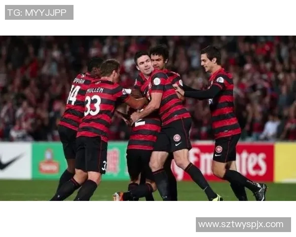 班特列与墨尔本港的激烈对决揭示足球战术与团队协作的精彩碰撞